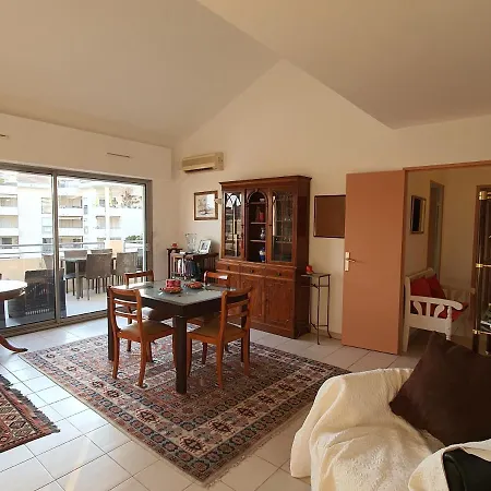 Azirys By Welcome To Apartment